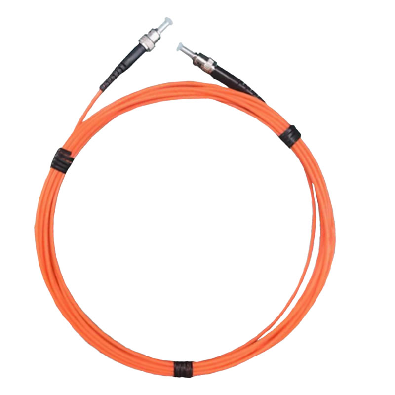 Extension cable for fluorescent fiber optic temperature sensor